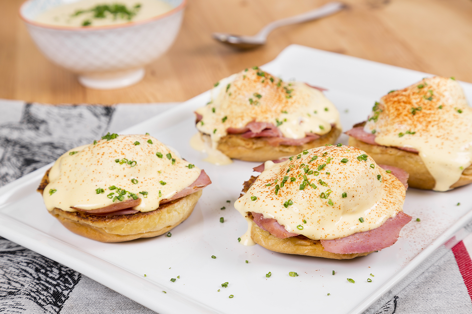 Recette Oeufs bénédictine facile et rapide 