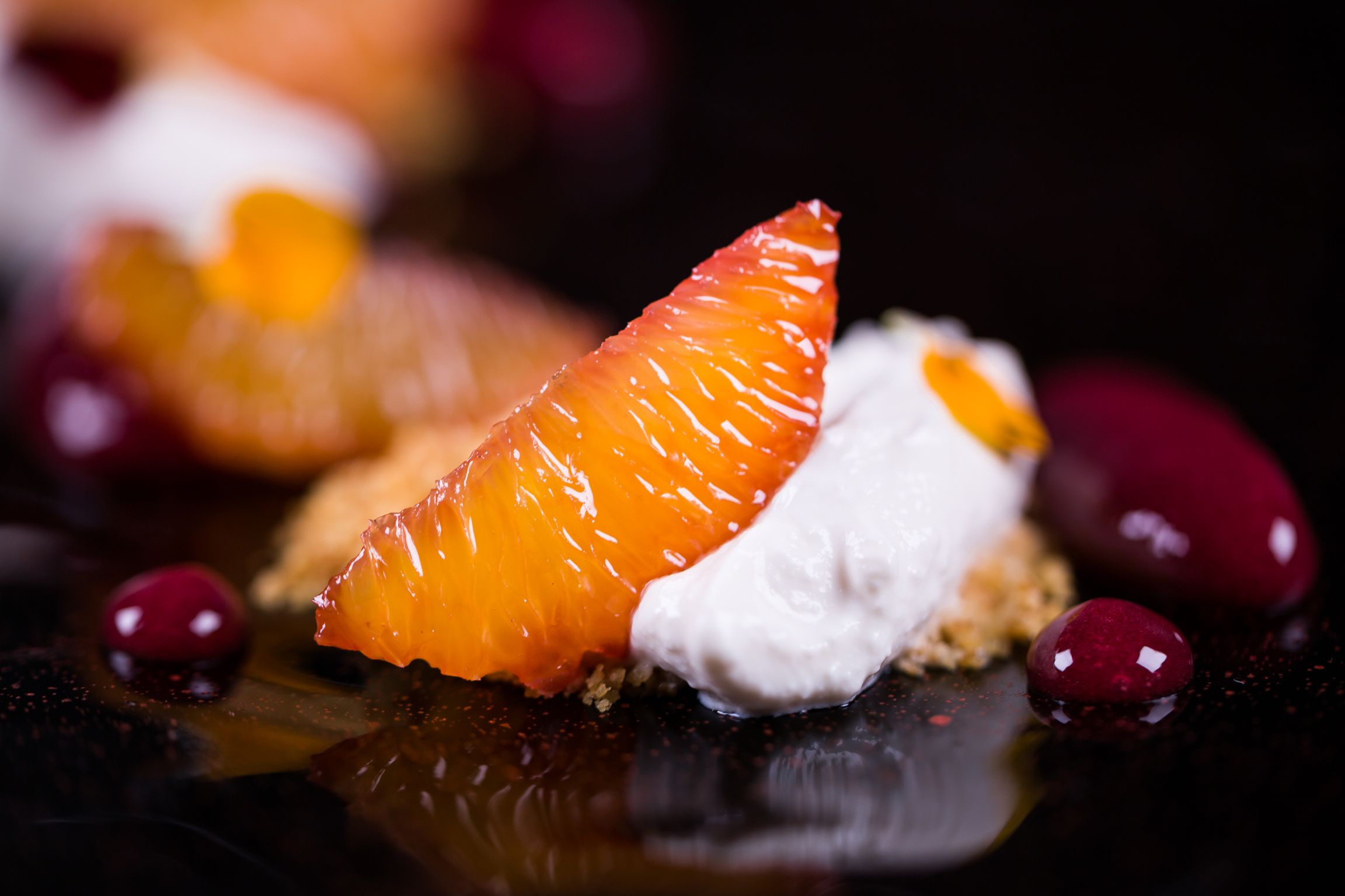 Naranja sanguina, yogurt tostado y frutos rojos | Sous Vide Cooking