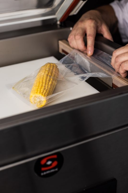 Corn on the cob at 85 °C | Fleischmann's Cooking Group recipesSous Vide ...
